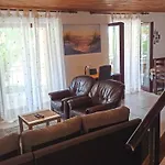 Family - 100m From Sea Case de vacanță